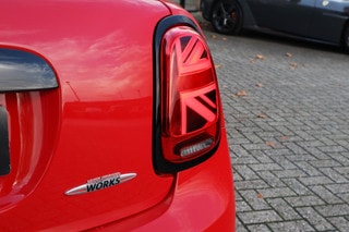 Thumbnail Mobil 7