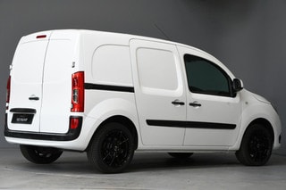 Thumbnail Mobil 6