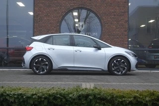 Thumbnail Mobil 6