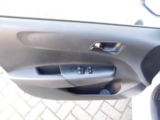 Thumbnail Mobil 9