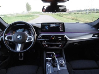 Thumbnail Mobil 9