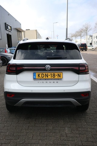 Thumbnail Mobil 8