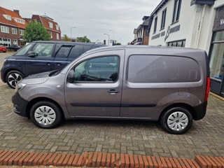 Thumbnail Mobil 4