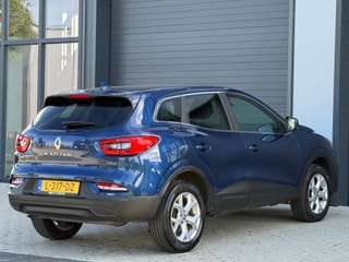 Thumbnail Mobil 5