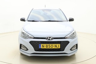 Thumbnail Mobil 6