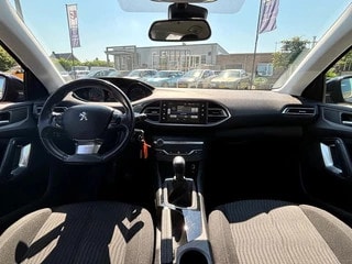 Thumbnail Mobil 10