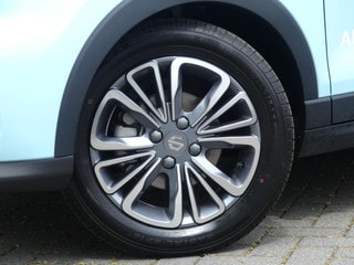 Thumbnail Mobil 4