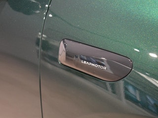Thumbnail Mobil 10