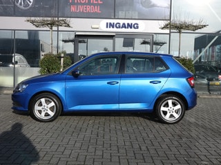 Thumbnail Mobil 5