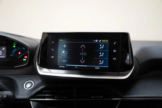 Thumbnail Mobil 8