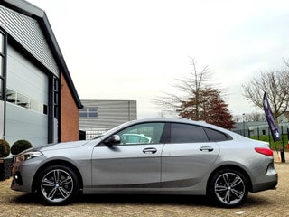 Thumbnail Mobil 4