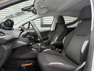 Thumbnail Mobil 4