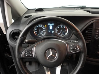 Thumbnail Mobil 9