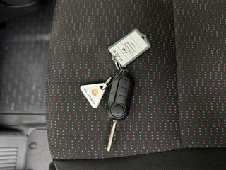 Thumbnail Mobil 5