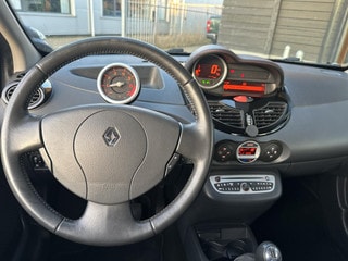 Thumbnail Mobil 6
