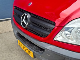 Thumbnail Mobil 4