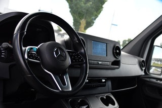 Thumbnail Mobil 2
