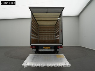 Thumbnail Mobil 8