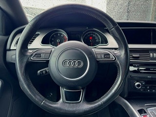 Thumbnail Mobil 8