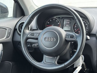 Thumbnail Mobil 9