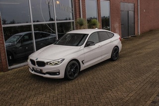 Thumbnail Mobil 8