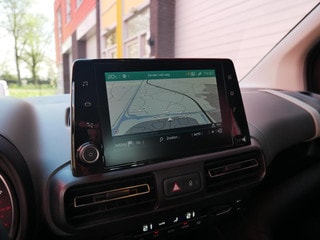 Thumbnail Mobil 6