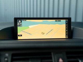 Thumbnail Mobil 8
