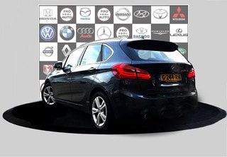 Thumbnail Mobil 2