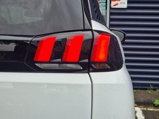 Thumbnail Mobil 7