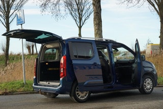 Thumbnail Mobil 6