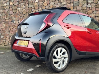 Thumbnail Mobil 6