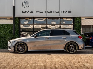 Thumbnail Mobil 8