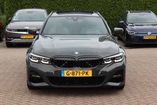 Thumbnail Mobil 8
