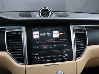 Thumbnail Mobil 6