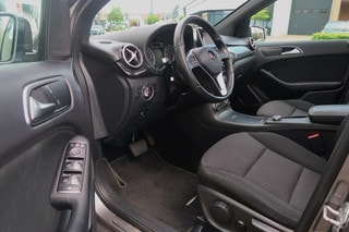 Thumbnail Mobil 7