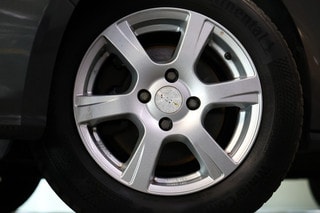 Thumbnail Mobil 4