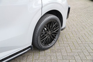 Thumbnail Mobil 6