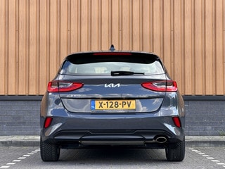 Thumbnail Mobil 6