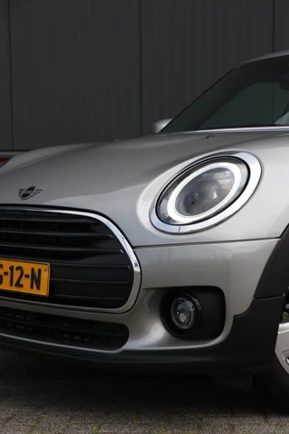 Thumbnail Mobil 4
