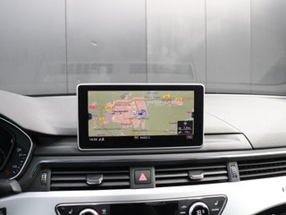 Thumbnail Mobil 10