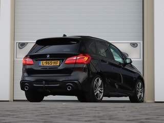Thumbnail Mobil 2