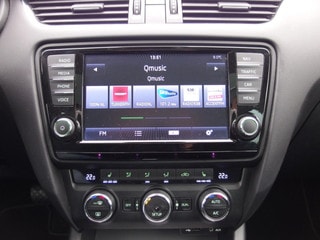 Thumbnail Mobil 10