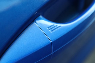 Thumbnail Mobil 10