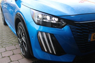 Thumbnail Mobil 10