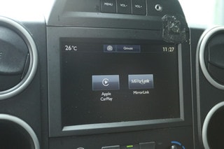 Thumbnail Mobil 4