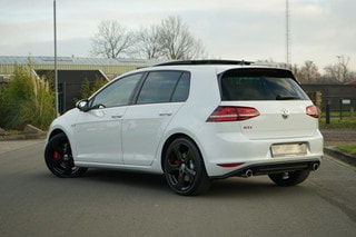 Thumbnail Mobil 4
