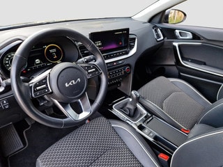 Thumbnail Mobil 4