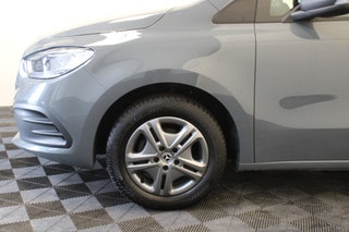 Thumbnail Mobil 10