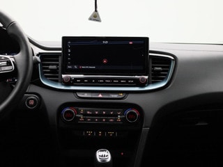 Thumbnail Mobil 9