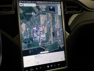 Thumbnail Mobil 10